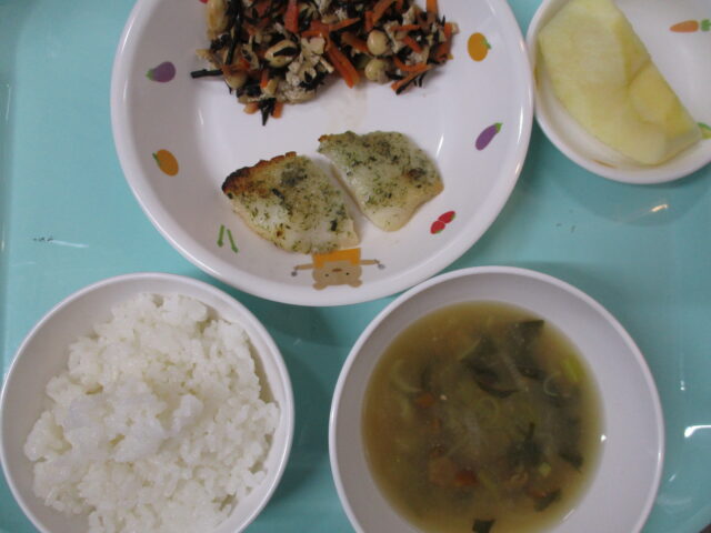 東葛西園　給食