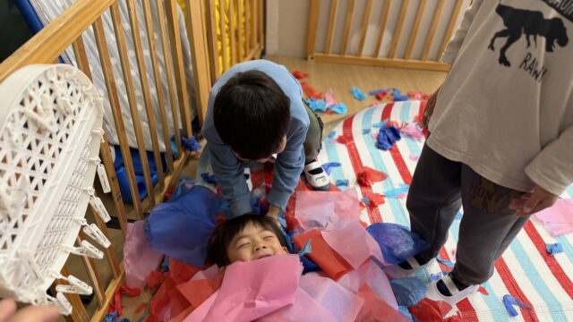 花紙ってどんなものかな…？4歳児♪