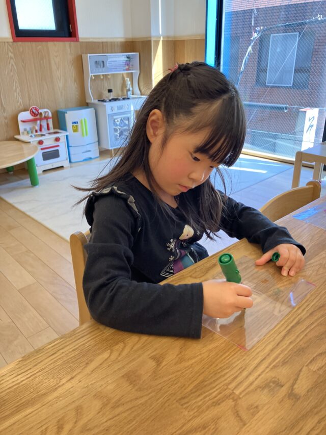 透明なものに・・・？