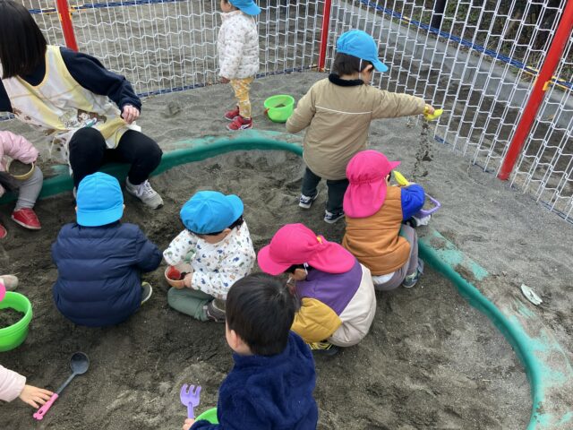 お砂場は楽しいね！