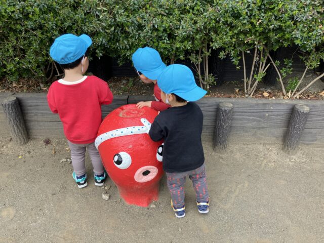 おーい　アリさーん　タンポポさーん